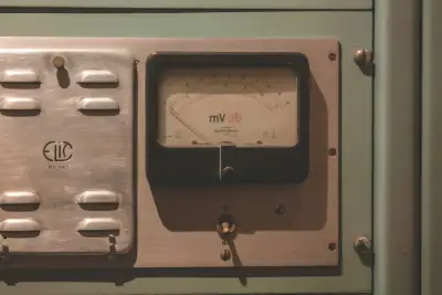 Dubbele energiebelasting thuisbatterij: wat betaalt u